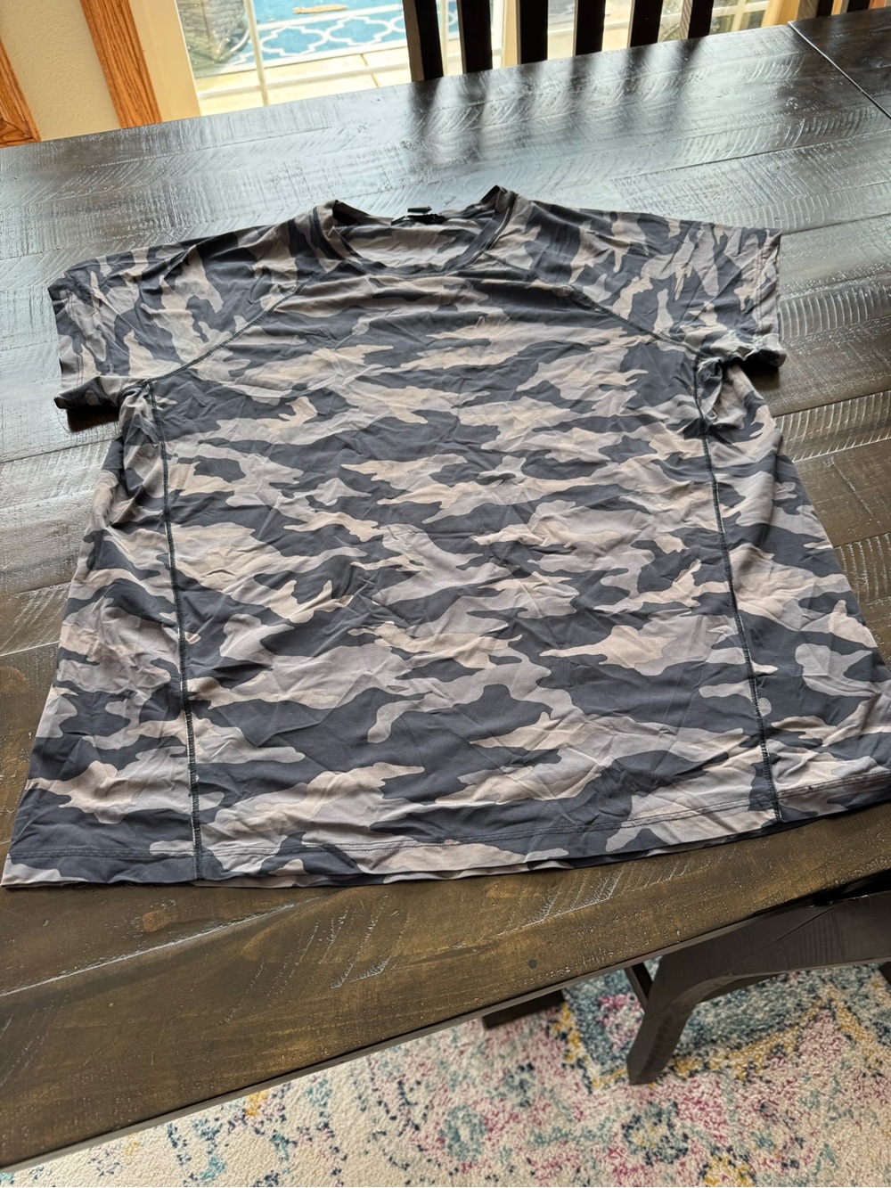 Athleta Gray Camo Short Sleeve Tee